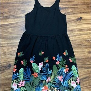 - Old Navy girls tropical jungle dress size 8 (M)